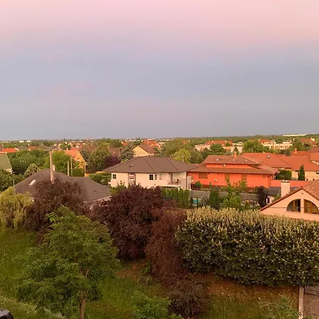 Repter Koezeli Lakas Panoramaval *
