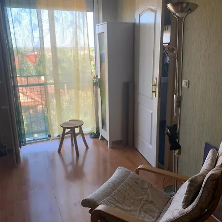 아파트 Repter Koezeli Lakas Panoramaval *